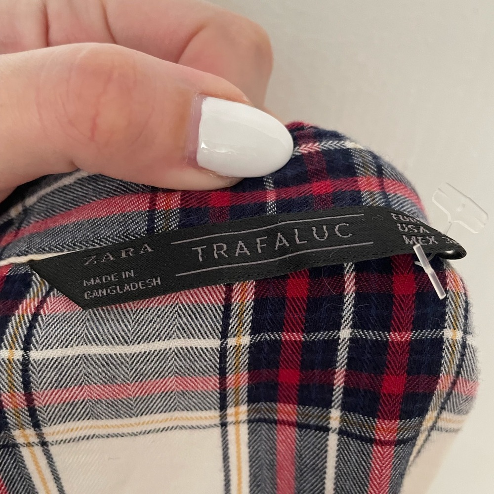NWOT Zara White and Black Plaid Button Down Shirt - Picture 5 of 7